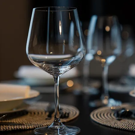 Neu Im Zentrum 2 Stilvolle Premium-suiten Mit Parkplatz Appartement