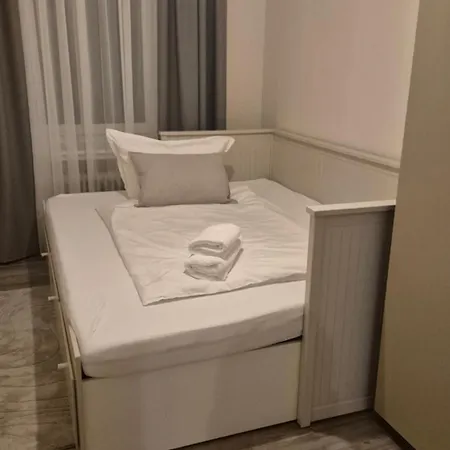 Neu Im Zentrum Stilvolle Premium-suite Mit Parkplatz