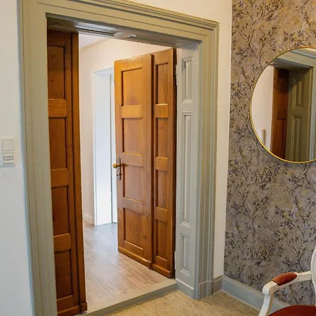 Neu Im Zentrum Stilvolle Premium-suite Mit Parkplatz Apartment *