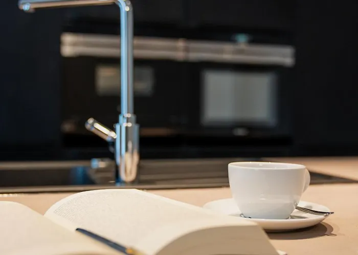 Neu Im Zentrum 2 Stilvolle Premium-suiten Mit Parkplatz